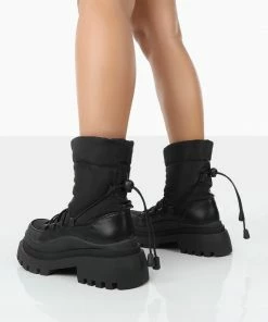 Public Desire UK Mischa Black Chunky Sole Winter Boots Flat Boots