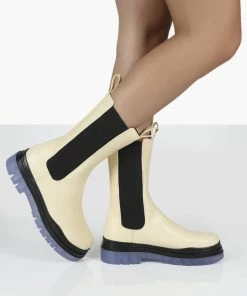 Public Desire UK WINTER WIDE FIT OFF WHITE ANKLE CHELSEA BOOTS Flat Boots