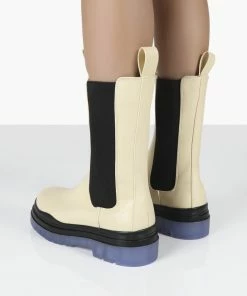 Public Desire UK WINTER WIDE FIT OFF WHITE ANKLE CHELSEA BOOTS Flat Boots