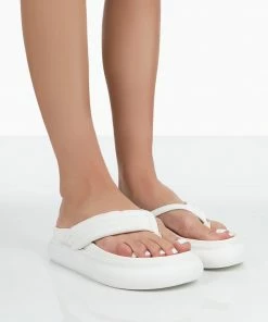 Public Desire UK NEW IN Serena White Pu Thong Strap Wedge Slider Sandals