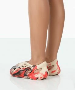 Public Desire UK CHICAGO NUDE FOAM RUBBER RUNNERS NEW IN