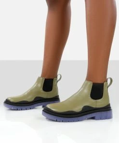 Public Desire UK Flat Boots Myth Green Chunky Sole Chelsea Boots 6 Public Desire UK Flat Boots Myth Green Chunky Sole Chelsea Boots